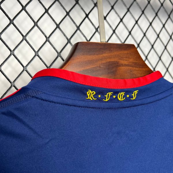 Spain Away 2010/11 - Retro - Image 4