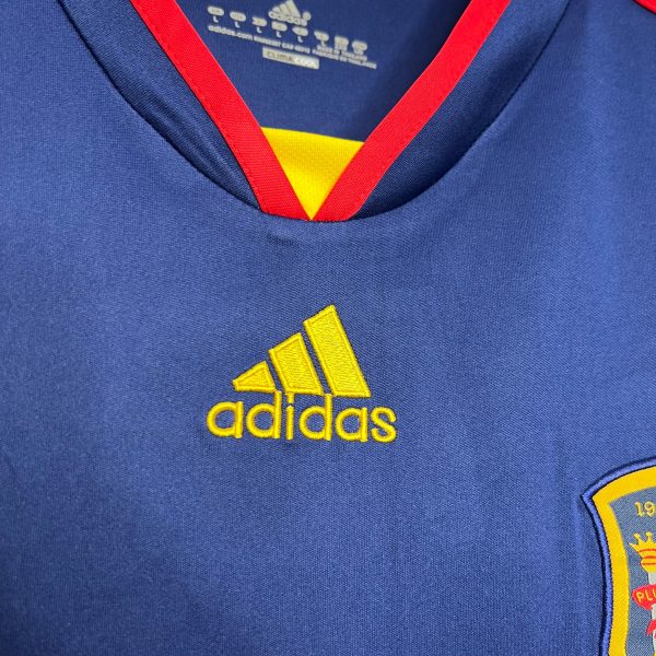 Spain Away 2010/11 - Retro - Image 5