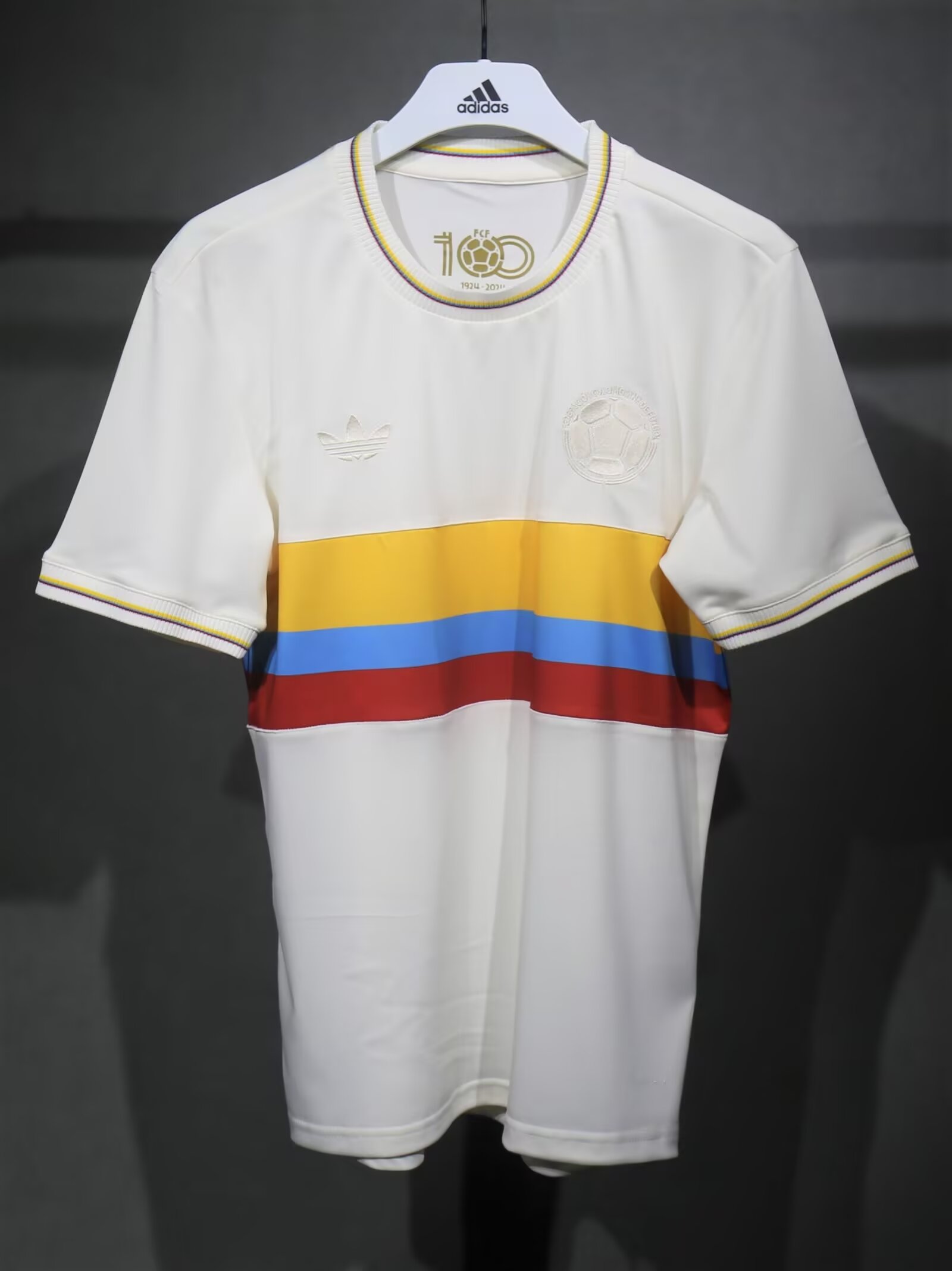 240038db Colombia Home 2024 100th Anniversary Kit Master Version – Stadium Jersey - Image 1