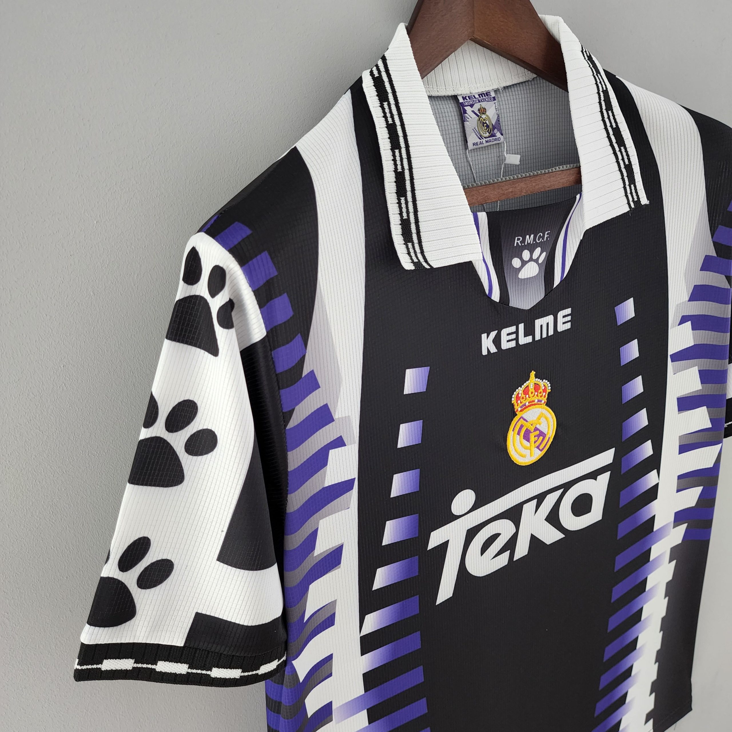 Real Madrid Third 1997/1998 – Retro – EMPORIOSPORTS