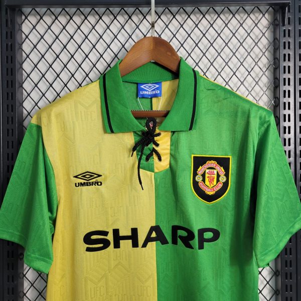 Manchester United Third 1992/93 - Retro - Image 4