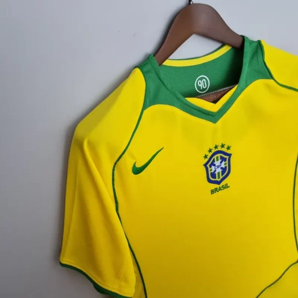 Brazil Home 2004/06 - Retro - Image 4
