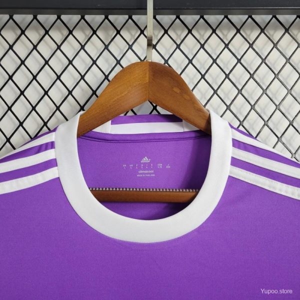 Real Madrid Away 2016/17 Full Sleeves - Retro - Image 3